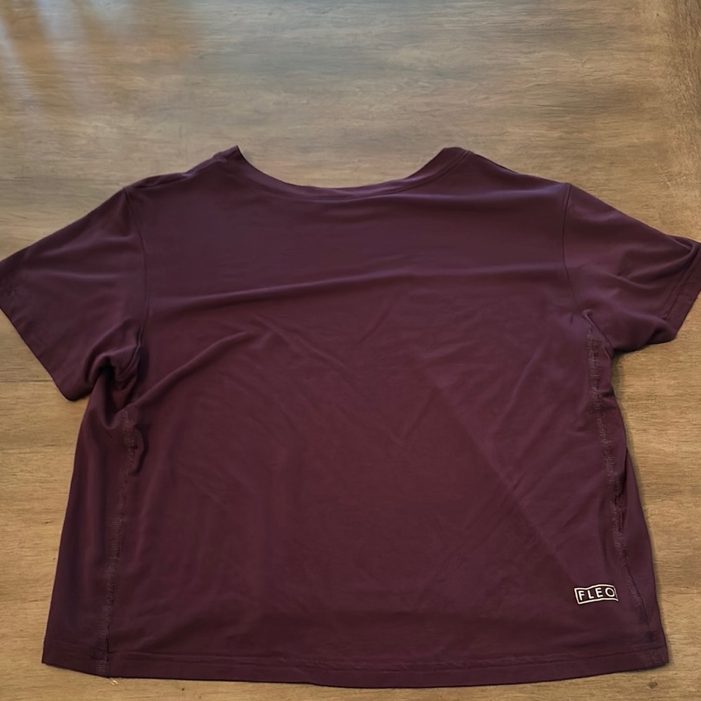 FLEO Women's Purple Top